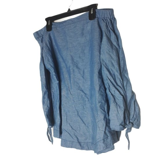 FREE PEOPLE Show Some Shoulder in Chambray Blouse - Picture 8 of 12